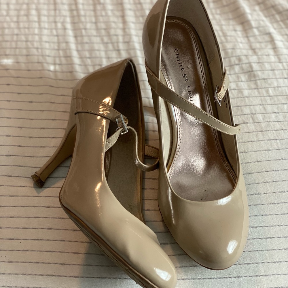 Chinese Laundry heels in Patent Nude